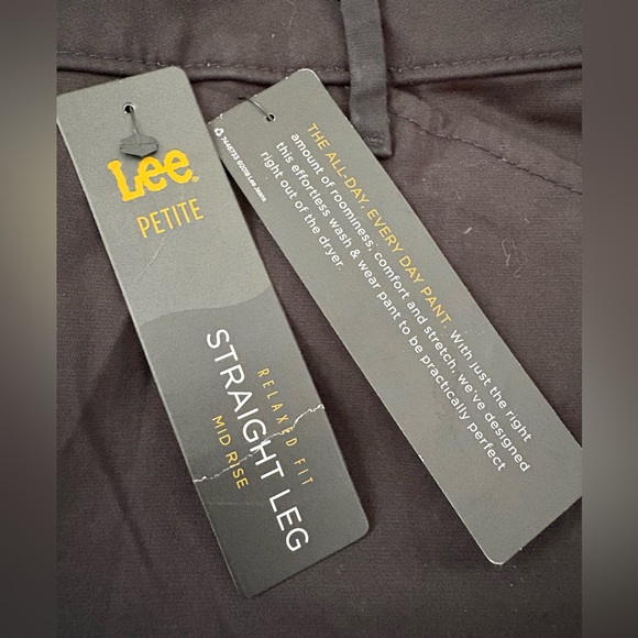 Lee Women’s Relaxed Fit Straight Leg All Day Pant - Black - 14 Petite - Picture 11 of 14